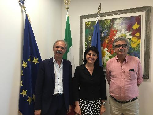 Mariagrazia Santoro (Assessore regionale Infrastrutture e Territorio) con i direttori Domenico Degano (ATER Udine) e Aldo Bello (ATER Pordenone) che vanno in pensione - Udine 30/06/2016