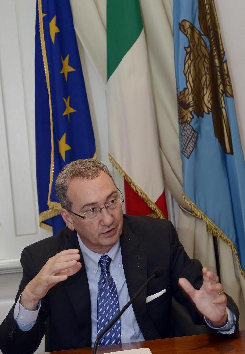 Sergio Bolzonello (Vicepresidente Regione FVG e assessore Attività produttive, Turismo e Cooperazione) alla conferenza stampa di presentazione del Catalogo degli incentivi (legge regionale 3/2015, articolo 10) - Trieste 01/07/2016