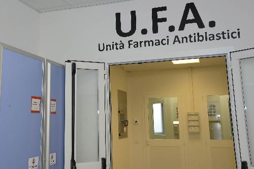 L'Unità Farmaci Antiblastici / UFA inaugurata oggi all'Ospedale Maggiore - Trieste 14/07/2016