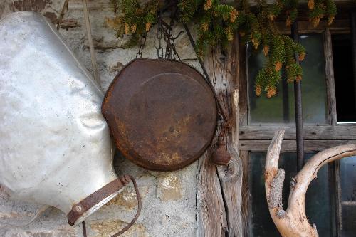 Immagine dalla Guida dei Rifugi e delle Malghe del Friuli Venezia Giulia