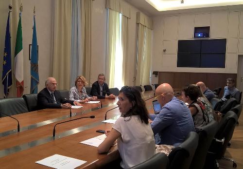 Gianluigi Scannapieco (Direttore generale IRCCS Burlo Garofolo), Maria Sandra Telesca (Assessore regionale Salute) e Adriano Marcolongo (Direttore centrale Salute Regione FVG) nel corso dell'illustrazione dei dati sullo screening neonatale esteso per le malattie metaboliche - Trieste 31/08/2016