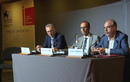 Sergio Bolzonello (Vicepresidente Regione FVG e assessore Attività produttive, Turismo e Cooperazione), Federico Caner (Vicepresidente Regione Veneto) e Gianni Torrenti (Assessore regionale Cultura, Sport e Solidarietà) alla conferenza stampa sul ruolo di FVG Film Commission, nello spazio incontri dell'Hotel Excelsior nell'ambito della Mostra internazionale d'Arte cinematografica - Venezia 05/09/2016