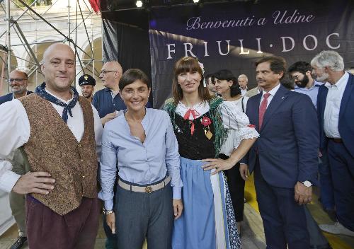 Debora Serracchiani (Presidente Regione Friuli Venezia Giulia) e Vincenzo Martines (Presidente V Commissione consiliare) all'inaugurazione di Friuli DOC - Udine 08/09/2016 