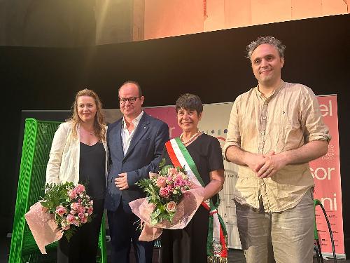 Il vicegovernatore Anzil con, tra gli altri, il sindaco di Cividale Daniela Bernardi