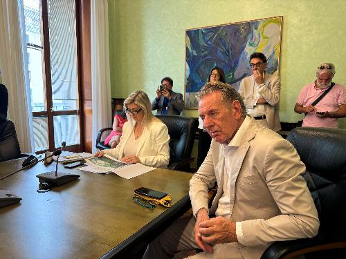 Gli assessori regionali Cristina Amirante e Fabio Scoccimarro durante l'incontro di oggi a Trieste