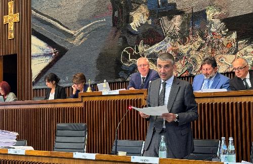 L'assessore regionale agli Enti locali e alla sicurezza, Pierpaolo Roberti in Aula