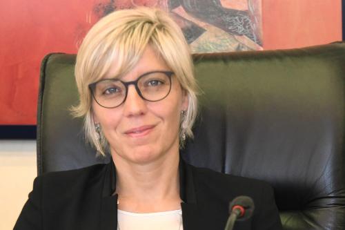 L'assessore regionale alle Finanze Barbara Zilli durante la seduta di Consiglio
