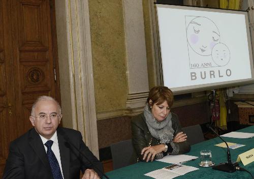 Gianluigi Scannapieco (Direttore generale IRCCS Burlo Garofolo) e Maria Sandra Telesca (Assessore regionale Salute, Integrazione socio-sanitaria, Politiche sociali e Famiglia) all'incontro "Burlo 160: riflessioni sulla pediatria di ieri, oggi e domani", per il 160° compleanno dell'IRCCS Burlo Garofolo - Trieste 10/10/2016