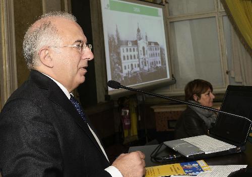 Gianluigi Scannapieco (Direttore generale IRCCS Burlo Garofolo) all'incontro "Burlo 160: riflessioni sulla pediatria di ieri, oggi e domani", per il 160° compleanno dell'IRCCS Burlo Garofolo - Trieste 10/10/2016