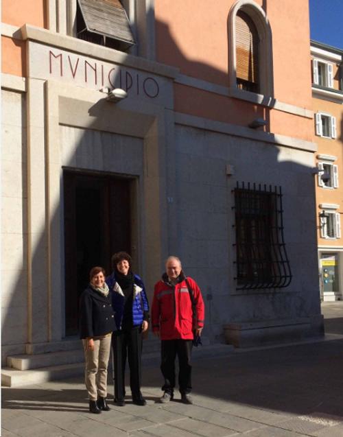 Laura Marzi (Sindaco Muggia), Loredana Panariti (Assessore regionale Lavoro, Formazione, Istruzione, Pari Opportunità, Politiche giovanili, Ricerca e Università) e Luca Gandini (Assessore Politiche sociali Comune Muggia) - Muggia (TS) 12/10/2016 (Foto Comune Muggia)