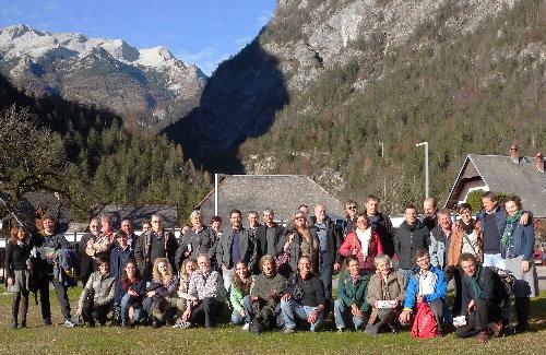 I partecipanti italiani e sloveni al primo Forum della Carta Europea per il Turismo Sostenibile (CETS) nelle aree protette (Foto Stefano Di Bernardo)