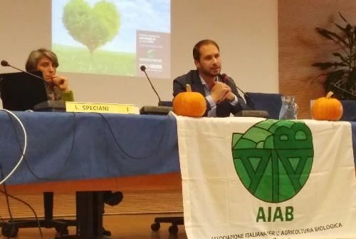 Cristiano Shaurli (Assessore regionale Risorse agricole e forestali) al convegno "Biologico come stile di vita", nell'Auditorium Comelli - Udine 22/10/2016