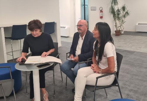 Da sinistra, gli assessori Rosolen e Callari e l'europarlamentare Cisint