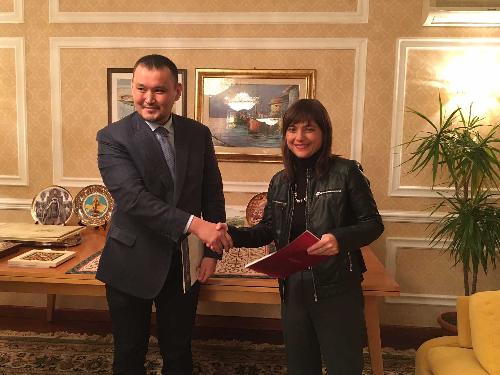 Talgat Narikbayev (Rettore Kazguu University Astana) e Debora Serracchiani (Presidente Regione Friuli Venezia Giulia) - Astana 03/11/2016