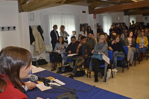 Debora Serracchiani (Presidente Regione Friuli Venezia Giulia) partecipa a un role play con studenti del Corso di Relazioni pubbliche, nella sede dell'Università di Udine - Gorizia 07/11/2016
