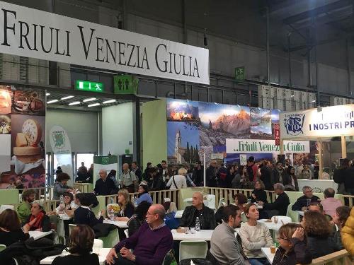 Spazi dei prodotti del Friuli Venezia Giulia alla ventunesima edizione de L'Artigiano in Fiera - Milano 09/12/2016