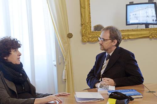 Loredana Panariti (Assessore regionale Lavoro, Formazione, Istruzione, Pari Opportunità, Politiche giovanili, Ricerca e Università) e Maurizio Del Conte (Presidente Agenzia Nazionale Politiche Attive Lavoro / ANPAL) nella sede della Regione Friuli Venezia Giulia in piazza Unità d'Italia - Trieste 21/12/2016