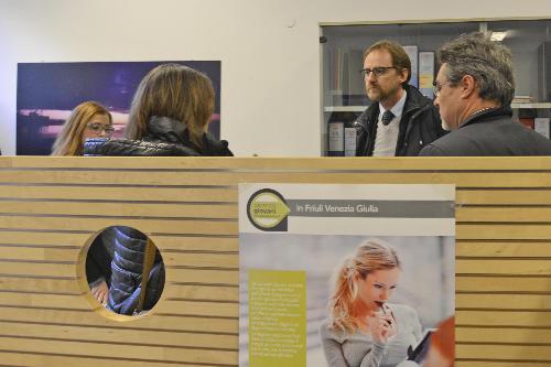 Maurizio Del Conte (Presidente Agenzia Nazionale Politiche Attive Lavoro / ANPAL) visita il Centro per l'Impiego accompagnato da Nicola Manfren (Direttore centrale Lavoro, Formazione, Istruzione, Pari Opportunità, Politiche giovanili, Ricerca e Università Regione FVG) - Trieste 21/12/2016