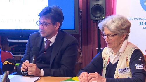 Luca Pancalli (Presidente Comitato Italiano Paralimpico / CIP) e Tiziana Nasi (Presidente FISIP) alla presentazione dei Campionati mondiali di Sci alpino paralimpico (Tarvisio 22-31 gennaio 2017), nella sede di rappresentanza della Regione FVG - Roma 12/01/2017