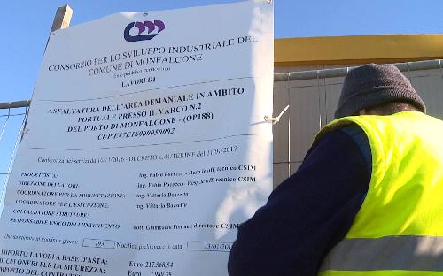 Consegna dei lavori di asfaltatura dell'area demaniale in ambito portuale presso il Varco 2 del Porto - Monfalcone 21/01/2017