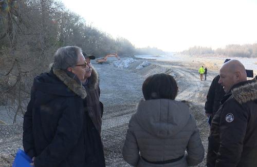 Sopralluogo di Sara Vito (Assessore regionale Ambiente ed Energia) e Ferruccio Barea (Assessore comunale Politiche ambientali Turriaco) ai lavori di difesa spondale della sinistra idrografica dell'Isonzo - Turriaco 26/01/2017