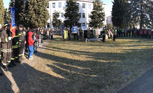 Celebrazione del Giorno della Memoria in piazza Maestri del Lavoro - Pordenone 27/01/2017