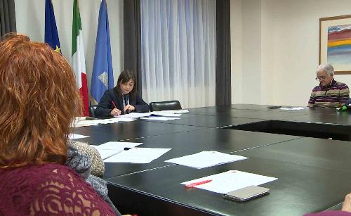 Debora Serracchiani (Presidente Regione Friuli Venezia Giulia) all'incontro con una rappresentanza della CGIL sulla Riforma della Sanità regionale - Udine 06/02/2017