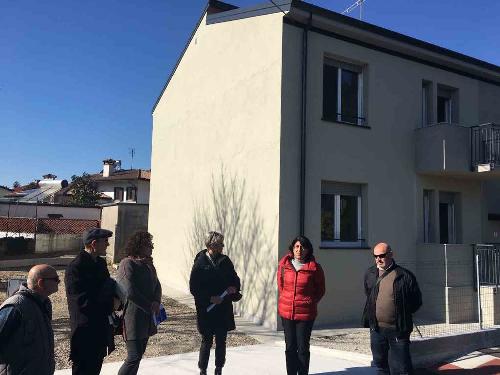 Mariagrazia Santoro (Assessore regionale Infrastrutture e Territorio) all'inaugurazione dei lavori di ristrutturazione della palazzina di via Benco 2, composta da quattro alloggi, di proprietà dell'ATER di Gorizia - Turriaco 16/02/2017