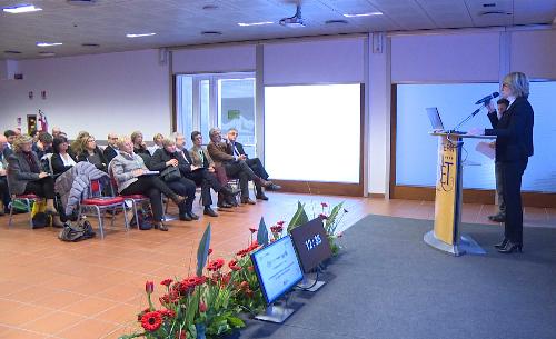 Maria Sandra Telesca (Assessore regionale Salute, Integrazione socio-sanitaria, Politiche sociali e Famiglia) al convegno "La farmacia e il suo ruolo centrale nell'educazione dei cittadini alla prevenzione" - Udine 18/02/2017