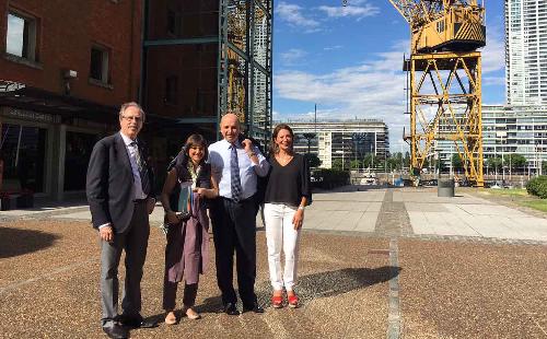 Gianni Torrenti (Assessore regionale Cultura, Sport e Solidarietà) e Debora Serracchiani (Presidente Regione Friuli Venezia Giulia) durante la visita a Puerto Madero - Buenos Aires 08/03/2017