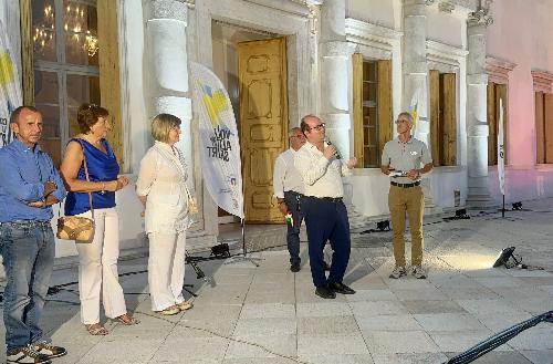 Il vicegovernatore Anzil a "Salto con l'asta a Villa" Manin.