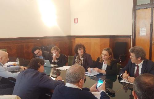 Loredana Panariti (Assessore regionale Lavoro, Formazione, Istruzione, Pari Opportunità, Politiche giovanili, Ricerca e Università) al Tavolo sulla crisi del Gruppo Burgo, al Ministero dello Sviluppo Economico (MiSE) - Roma 20/03/2017