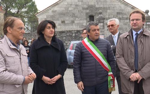 Mariagrazia Santoro (Assessore regionale Infrastrutture e Territorio), Francesco Martines (Sindaco Palmanova) e Giorgio Damiani (Presidente FVG Strade S.p.A.) all'inaugurazione del dispositivo sperimentale "STOP Salvapedoni" - Palmanova 21/03/2017