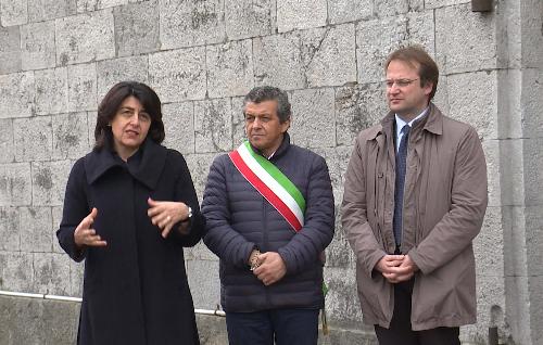 Mariagrazia Santoro (Assessore regionale Infrastrutture e Territorio), Francesco Martines (Sindaco Palmanova) e Giorgio Damiani (Presidente FVG Strade S.p.A.) all'inaugurazione del dispositivo sperimentale "STOP Salvapedoni" - Palmanova 21/03/2017