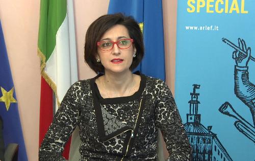 Sara Vito (Assessore regionale Ambiente ed Energia) alla firma del Protocollo tra ARLeF-Agjenzie regjonâl pe lenghe furlane e Isontina Ambiente S.r.l. - Gorizia 22/03/2017