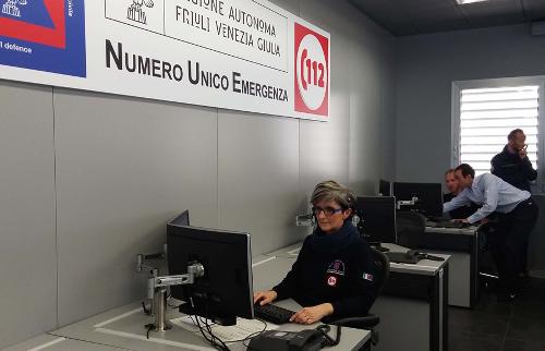 Postazione del Numero Unico per le Emergenze (NUE) 112, nella Centrale operativa della Protezione civile del FVG - Palmanova 29/03/2017