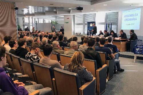 Sergio Bolzonello (Vicepresidente Regione FVG e assessore Attività produttive, Turismo e Cooperazione) nel corso dell'assemblea regionale di Federmanager FVG, nella sede di Unindustria - Pordenone 08/04/2017