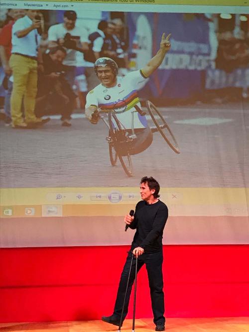 Alex Zanardi (Campione Formula 1 e olimpionico Paraciclismo) alla presentazione della Coppa del Mondo di Paraciclismo - Maniago 13/04/2017