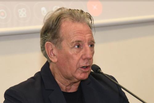 L’assessore alla Difesa dell’ambiente Fabio Scoccimarro alla presentazione del nuovo bando della Regione per le manifestazioni ecosostenibili.