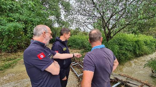 L’assessore regionale alle Protezione civile Riccardo Riccardi, durante il sopralluogo effettuato questo pomeriggio nelle zone colpite dal maltempo delle scorse ore e in particolare nei Comuni di Muggia e San Dorligo della Valle-Dolina.