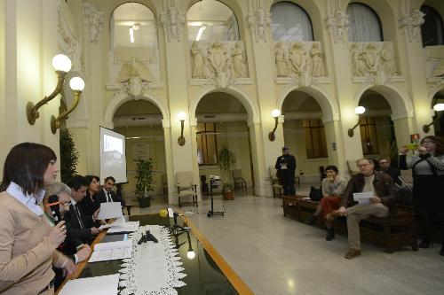 Debora Serracchiani (Presidente Regione Friuli Venezia Giulia) alla firma del Protocollo di valorizzazione del patrimonio immobiliare pubblico udinese, in Municipio - Udine 21/04/2017
