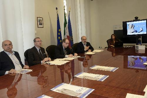 Roberto Dipiazza (Sindaco Trieste), Sergio Bolzonello (Vicepresidente Regione FVG e assessore Attività produttive, Turismo e Cooperazione) e Gianni Torrenti (Assessore regionale Cultura, Sport e Solidarietà) alla presentazione delle iniziative promosse dalla Regione Friuli Venezia Giulia insieme alla CEI (Iniziativa Centro Europea) per i 300 anni dalla nascita di Maria Teresa d'Austria - Trieste 04/05/2017