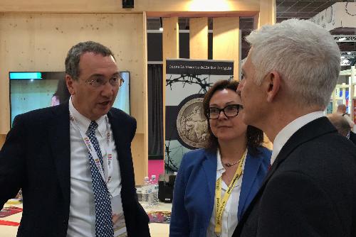 Sergio Bolzonello (Vicepresidente Regione FVG e assessore Attività produttive, Turismo e Cooperazione) e Massimo Bray (Presidente Fondazione Libro, Musica e Cultura) al 30° Salone del Libro - Torino 18/05/2017