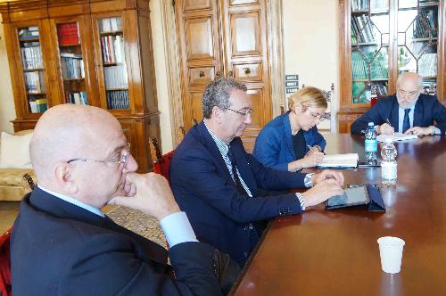 Marco Michielli (Vicepresidente Federalberghi e presidente Federalberghi Veneto) e Sergio Bolzonello (Vicepresidente Regione FVG e assessore Attività produttive, Turismo e Cooperazione) - Venezia 22/05/2017 (Foto Regione Veneto)