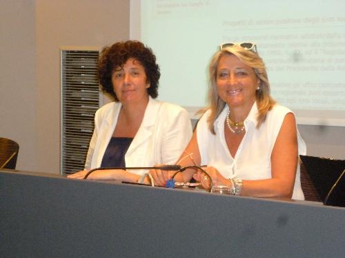 Loredana Panariti (Assessore regionale Lavoro, Formazione, Istruzione, Pari Opportunità, Politiche giovanili, Ricerca e Università) e Annamaria Poggioli [Presidente Commissione Regionale Pari Opportunità (CRPO)] - Trieste 26/05/2017