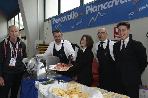 ... in attesa dell'arrivo della Tappa 19 del centesimo Giro d'Italia - Piancavallo 26/05/2017