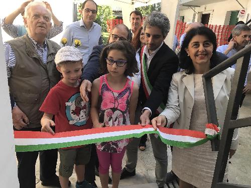 Vittorio Zappalorto (Prefetto Udine), Marco Del Negro (Sindaco Comune Basiliano) e Mariagrazia Santoro (Assessore regionale Infrastrutture e Territorio) all'inaugurazione del primo recupero con la legge sul Riuso - Orgnano 27/05/2017