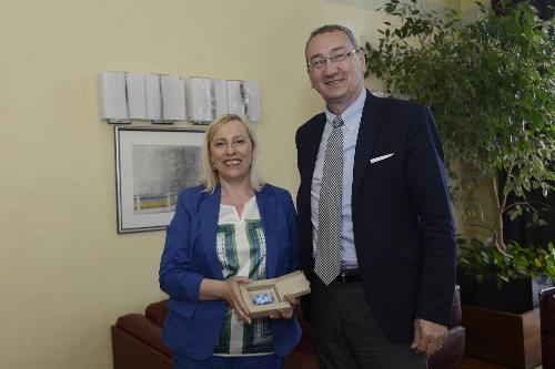 Ingrid Sergas (Console generale Slovenia) e Sergio Bolzonello (Vicepresidente Regione FVG e assessore Attività produttive, Turismo e Cooperazione) - Trieste 30/05/2017