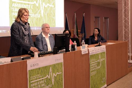 Maria Sandra Telesca (Assessore regionale Salute, Integrazione socio-sanitaria, Politiche sociali e Famiglia), Riccardo Marchesan (Presidente UTI Carso Isonzo Adriatico), Sara Vito (Assessore regionale Ambiente ed Energia) e Anna Maria Cisint (Sindaco Monfalcone) alla giornata di studi sulla correlazione tra ambiente e salute nel Monfalconese - Monfalcone 07/06/2017
