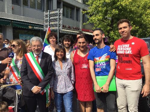 Debora Serracchiani (Presidente Regione Friuli Venezia Giulia) al corteo del FVG Pride - Udine 10/06/2017